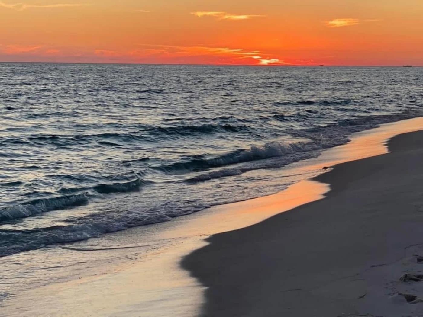 Sunrise Surprise 9Th Floor 2Br 2 Ba King Suite Beach Shuttle, Heated Pool! Destin Dış mekan fotoğraf